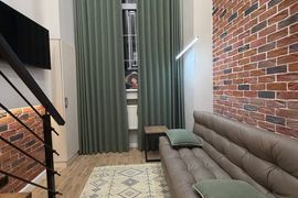 СДАЮТСЯ ДВУХУРОВНЕВЫЕ АПАРТАМЕНТЫ МЕТРО ВОЙКОВСКАЯ 38М2